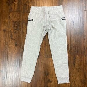 671M Men’s Joggers Sweatpants Casual Athletic Pants Zip Pockets Gray Size Small.